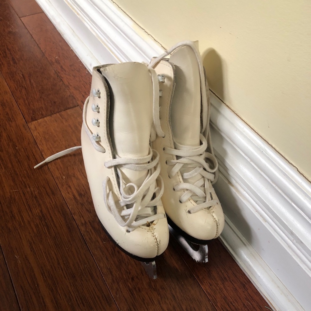 Gam Junior size 11 Ice Skates
